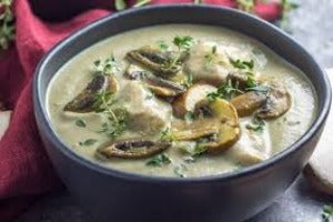 Creamy Chicken Mushroom Soup شوربة الفطر بالدجاج والكريمة