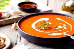 Creamy Tomato Soup شوربة الطماطم بالكريمة